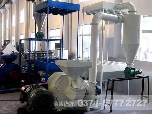 高嶺土超細磨粉機