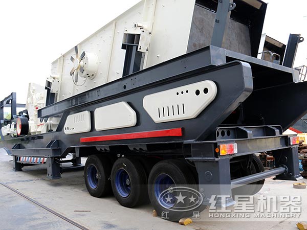 移動煤矸石破碎機(jī)