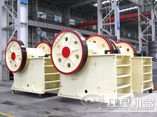 顎式破碎機(jī)生產(chǎn)車間