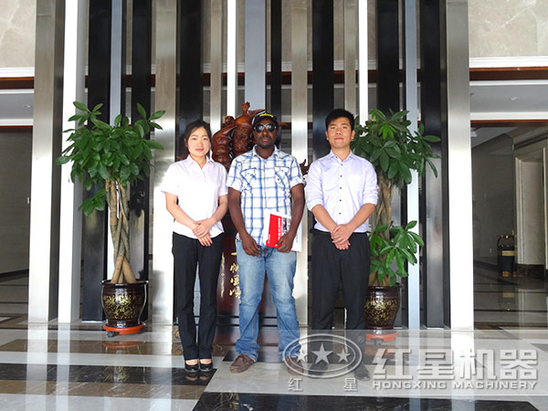 磨粉機(jī)生產(chǎn)線(xiàn)專(zhuān)業(yè)生產(chǎn)廠(chǎng)家