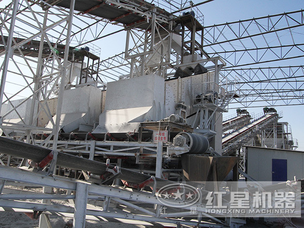 YK圓形振動(dòng)篩工作現(xiàn)場(chǎng)