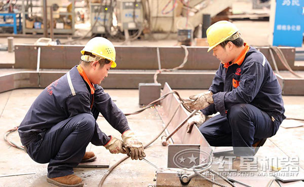 超細(xì)雷蒙磨機(jī)廠家