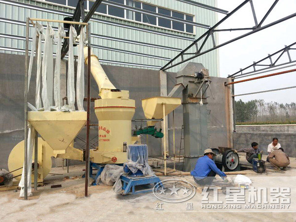 鉀長石磨粉現(xiàn)場