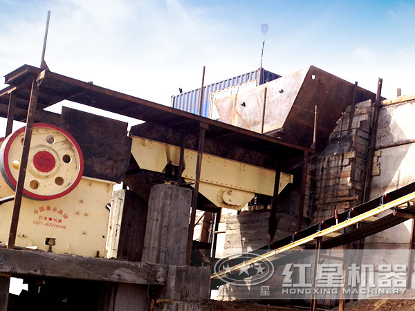 煤礦顎式破碎機(jī)應(yīng)用現(xiàn)場