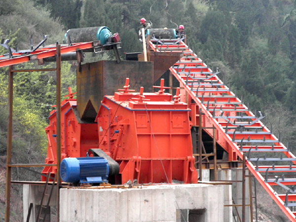 電磁振動(dòng)給料機(jī)應(yīng)用現(xiàn)場(chǎng)