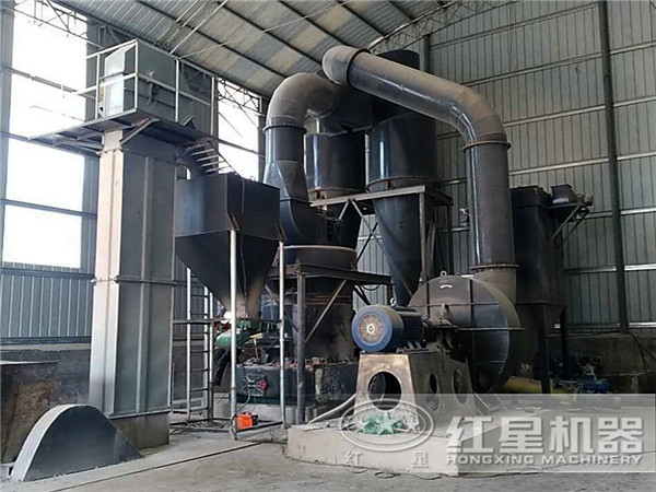 擺式磨粉機現(xiàn)場圖