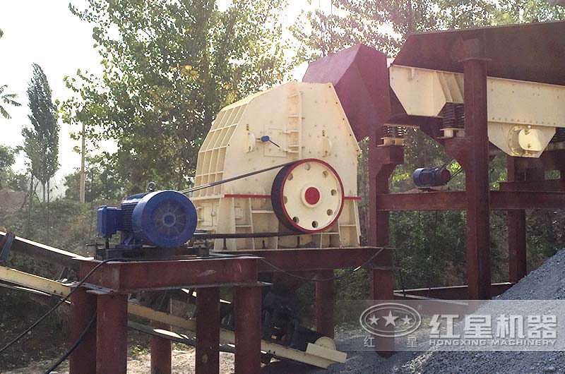 碎煤機(jī)作業(yè)現(xiàn)場