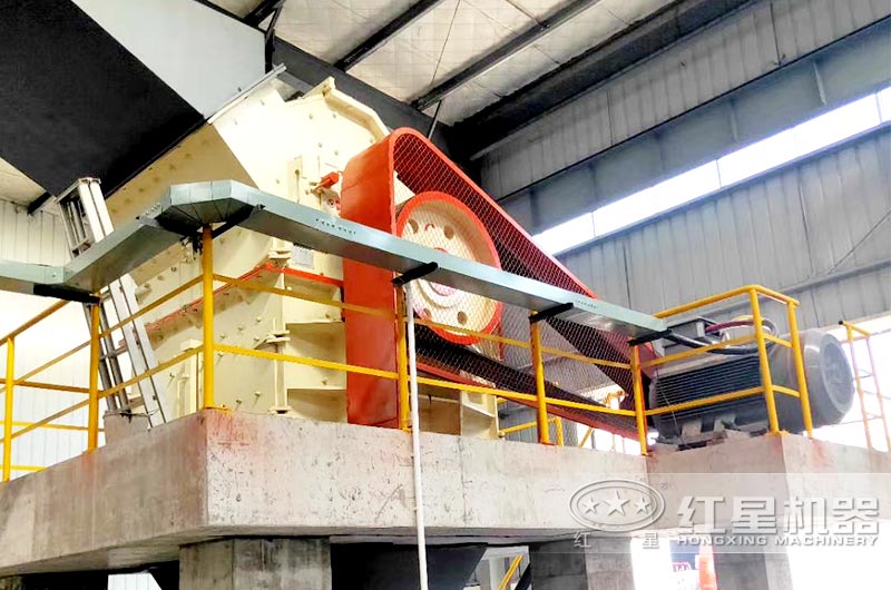 廣西時產(chǎn)10噸青石制砂生產(chǎn)線現(xiàn)場