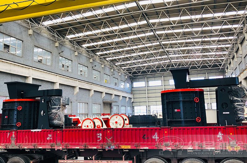 紅星立軸制砂機(jī)廠區(qū)發(fā)貨